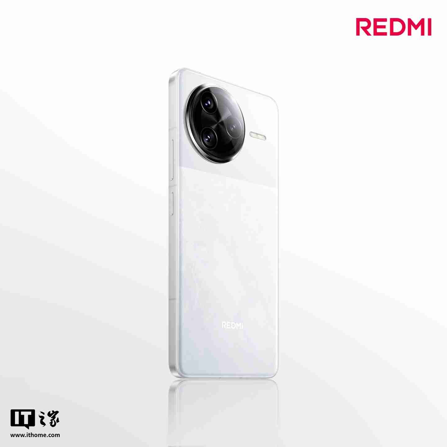 小米 REDMI K80 Pro 搭载骁龙 8 至尊版处理器，安兔兔跑分超 319 万